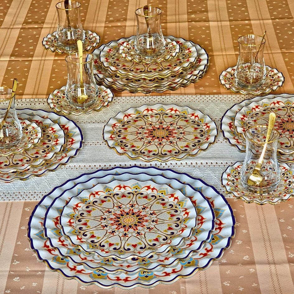 Glore Orient Altın Yaldızlı Cam 28 Parça Full Set