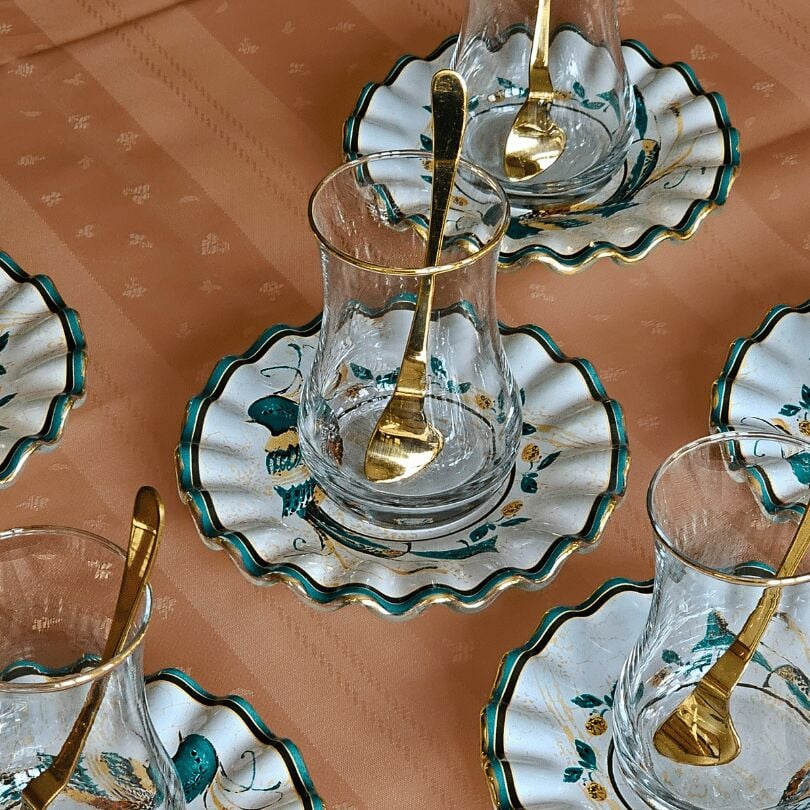 Glore Hüma Altın Yaldızlı Cam Çay Bardağı Seti