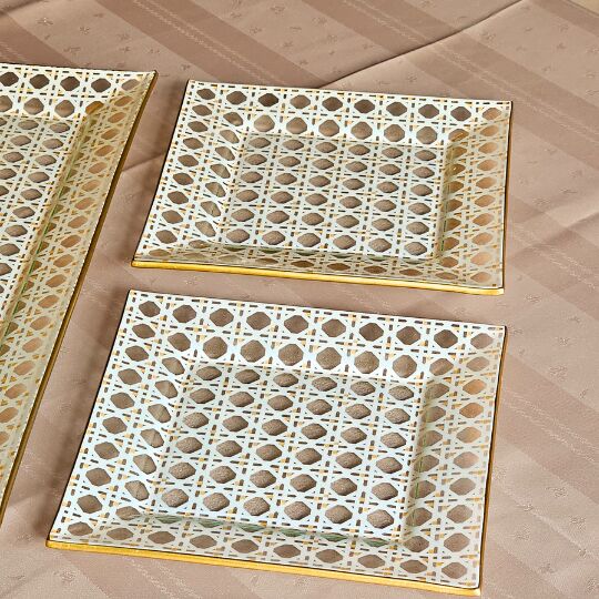 Boabab Kare Opal Altın Yaldızlı Baton Tepsi + 2 Adet Pasta Tabağı