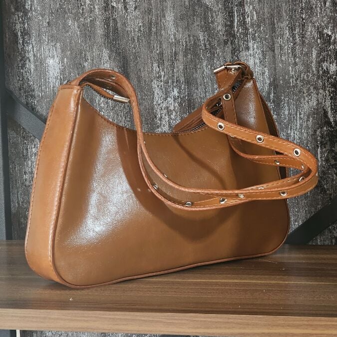 Şık Taba Rengi Fermuarlı Kol Çantası