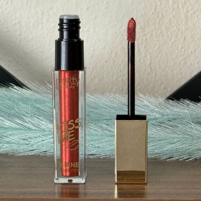 Sudedi Home Kiss Me Shine Lip Gloss - Yoğun Kızıl Işıltılı Dudak Parlatıcısı