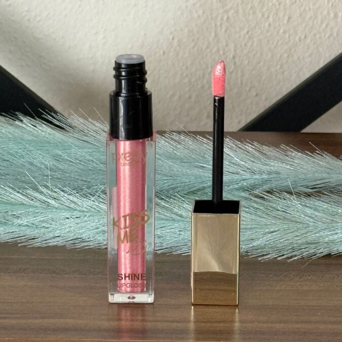 Sudedi Home Kiss Me Shine Lip Gloss - Pembe Işıltılı Dudak Parlatıcısı