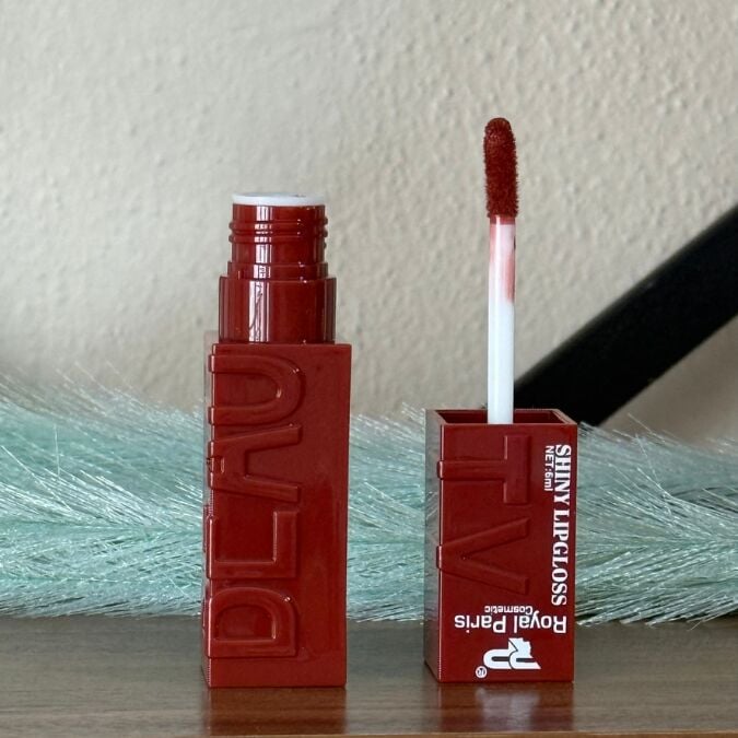 Sudedi Home Shiny Lip Gloss - Kahverengi Tonlarda Parlak Dudak Parlatıcısı