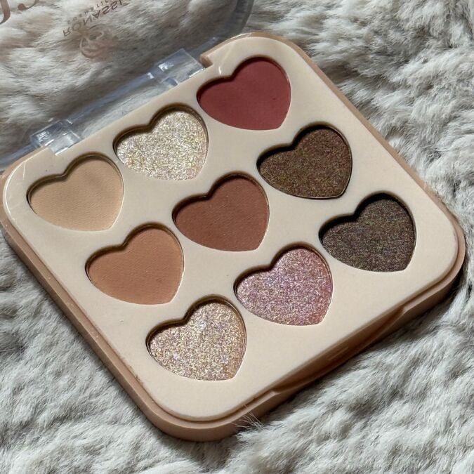 Sudedi Home Natural Love Kalp Şeklinde 9'lu Far Paleti