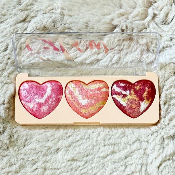 Sudedi Home Romantik Işıltılar Paleti - Kalp Tasarımlı Highlighter Seti